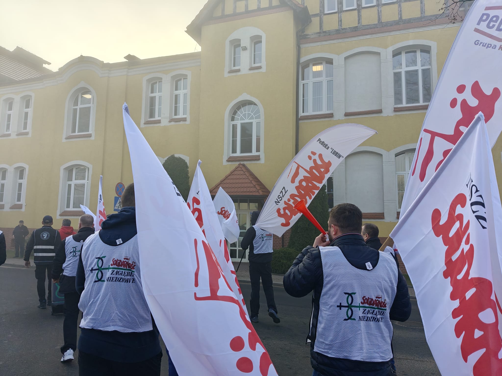 WhatsApp Image 2026-03-13 at 09.50.13 (2)