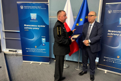 4a06a618-0a33-4024-bf01-76ed3f5f8aa4