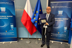 55fab827-851b-4043-8928-23d1d9475a52