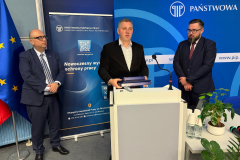 b357b7cc-832d-4a61-aec5-baa417d115ff