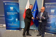 d114abe7-2841-40e2-9bab-3d539454b513