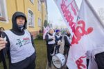 Nie jesteśmy ludźmi drugiego sortu –  manifestacja pracowników PeBeKi