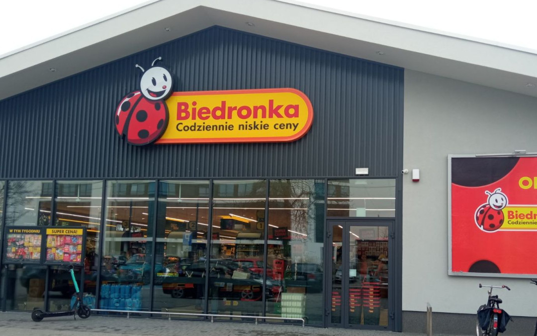 Akcja protestacyjna w handlu. Pracują po kilkanaście godzin dziennie