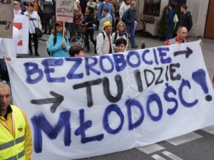 Niewesoły &quot;Finansowy portret młodych&quot;