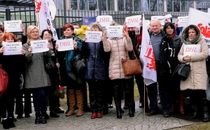 Protest przeciwko łamaniu prawa w DHL