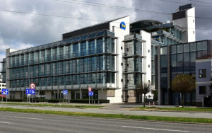 siedziba TVN, Warszawa ul. Wiertnicza / Wikipedia