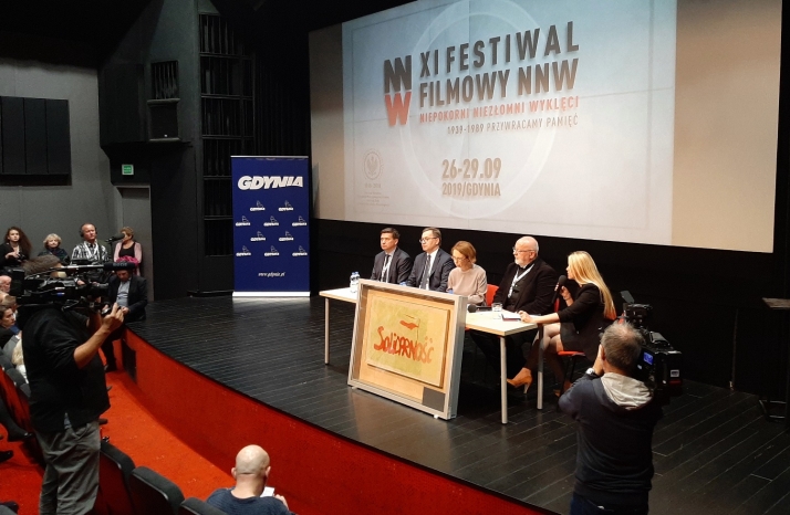 Historia niezwykłego napisu. Co w trakcie remontu odkryli więźniowie ZK w Łupkowie?