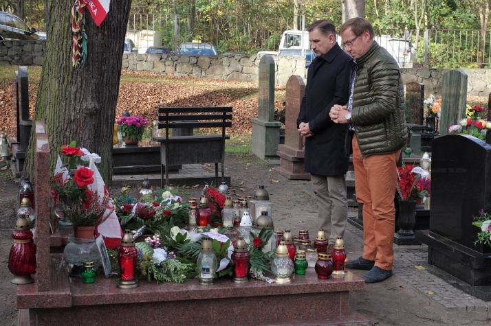 Oddali hołd Bohaterom