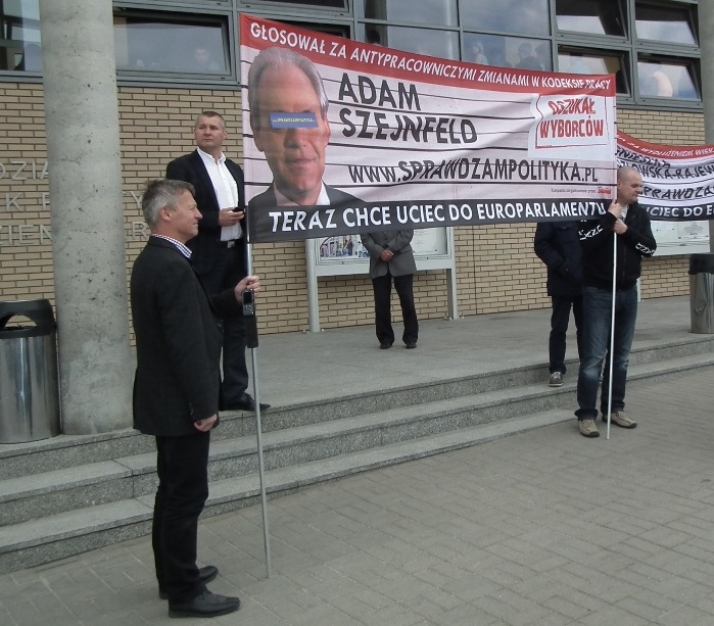 Sprawdzam polityka na UAM