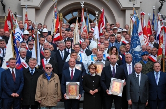 Zbrojeniówka i przemysł lotniczy w Sanktuarium Matki Boskiej Ostrobramskiej