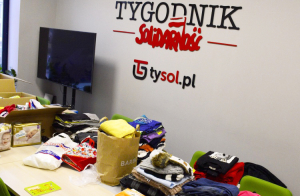 Punkt pomocy ukraińskim uchodźcom w siedzibie redakcji Tygodnika Solidarność / Archiwum TS i archiwa naszych ukraińskich przyjaciół
