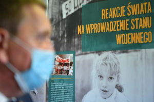 Wystawa IPN „Stan wojenny 1981–1983”. Teraz można zobaczyć ją online