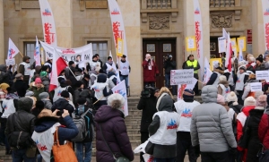 Dolnośląska Sekcja Oświaty i Wychowania &quot;S&quot; pikietowała we Wrocławiu