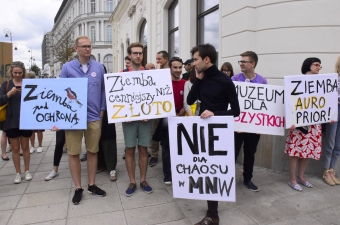 „S” żąda odwołania dyrektora Muzeum Narodowego w Warszawie!