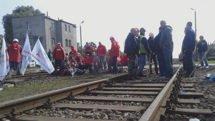 Protestujący górnicy przekazali petycję przedstawicielowi rządu