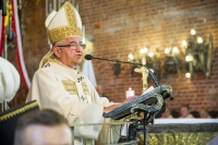 Abp. Głódź: "Solidarność" nigdy nie rozszczepiała pnia Ojczyzny
