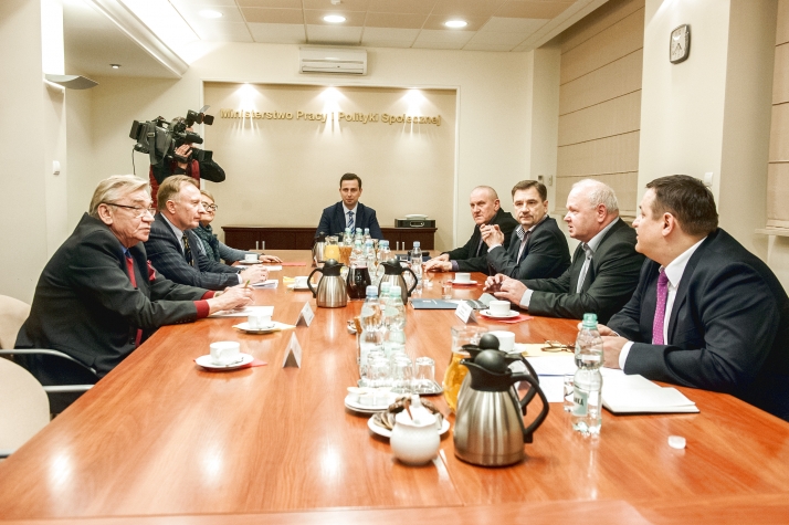 Nowa instytucja dialogu społecznego - rząd ma 2 tygodnie