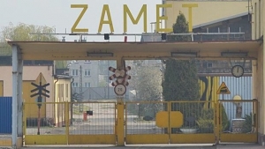 Domagają się wstrzymania zwolnień grupowych w Zamecie