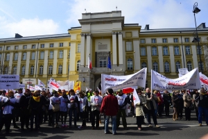 Pikieta w Światowym Dniu Zdrowia przed Kancelarią Premiera