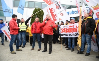 Znamy wyniki rozmów "S" z Castoramą. "Być może chcą być pierwszą firmą, którą przegonimy z Polski"