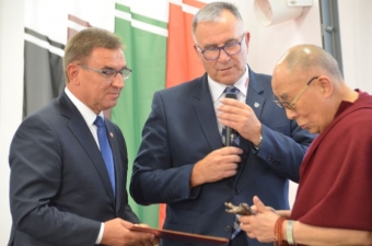 Dalajlama w Centrum Historii Zajezdnia