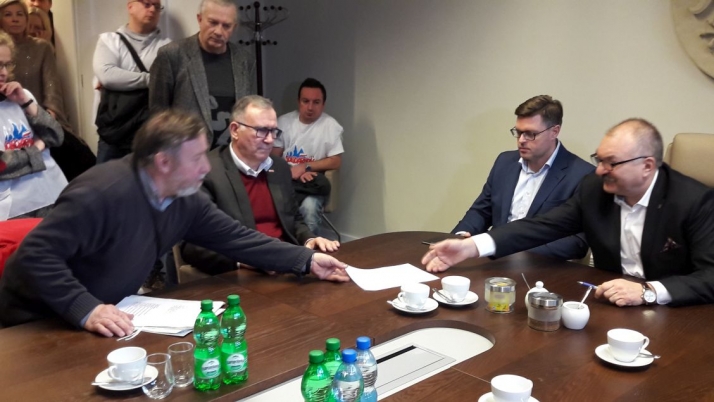 Napięta sytuacja w teatrze we Wrocławiu