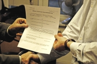 Czym jest syndrom „pierwszej dniówki”?