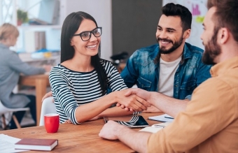 Umowy cywilnoprawne w dużych miastach i większych firmach