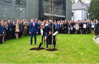 Pielgrzymka warszawskiej młodzieży do Katynia