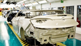 Ruszyły przygotowania do wznowienia produkcji aut