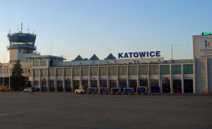 Podwyżki płac pracowników pyrzowickiego lotniska