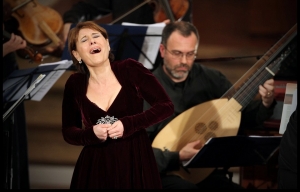 Porozumienie w Operze Bałtyckiej kończy spór. &quot;Gdyby nie 500 + część rodzin nie wytrzymałaby tego okresu&quot;