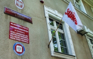 Pracownicy Sanepidu rozszerzają protest!