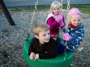 500 plus na potrzeby całej rodziny. Badanie CBOS