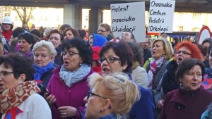 Protestują przeciwko łączeniu szpitali i bronią dyrektora