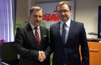 Lepsza ochrona przed bezprawnym zwolnieniem. To wielki sukces „Solidarności”