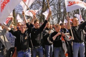 Związkowcy na umowach cywilnoprawnych