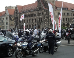 Huczne świętowanie XXXV rocznicy powstania "Solidarności"
