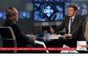 Krzysztof Świątek gospodarzem programu TVP Info "4 strony"