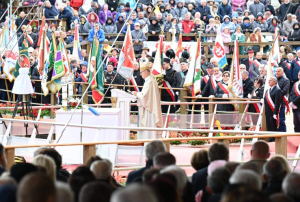 40. Pielgrzymka Ludzi Pracy. Bp Wiesław Śmigiel: Wobec potęgi Chrystusowej miłości zło jest bezradne
