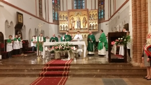 "Żyć w prawdzie". I rocznica śmierci kapelana koszalińskiej "S"