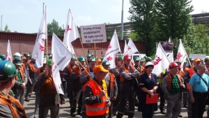 Pikieta przed spółką Service Group