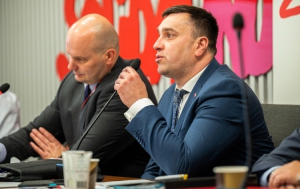 „S” Służby Więziennej: Prosimy Pana Prezydenta o zwrócenie uwagi na nasze postulaty!