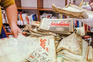 &quot;Ocalić od zapomnienia&quot; - bezcenne dokumenty trafiły do archiwum Komisji Krajowej